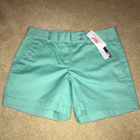 Vineyard Vines Shorts NWT - Picture 2 of 4